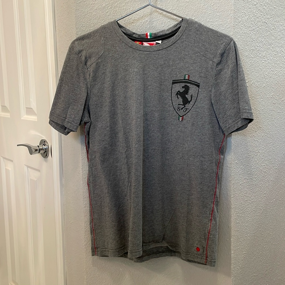 Ferrari t-shirt